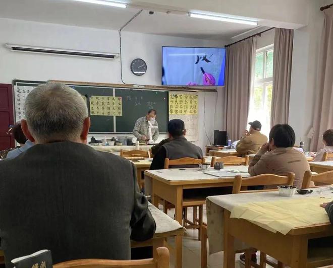 了双11爱上了“老年严选”OG视讯这届脆皮年轻人抛弃(图5)