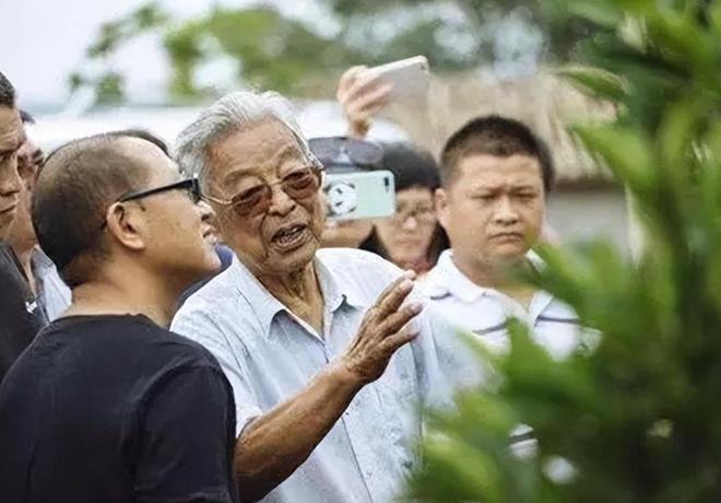 醇厚红塔山现十块一包褚时健：难辞其咎OG真人平台90年代烟民首选！香味(图11)