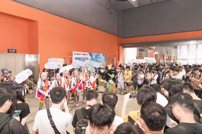 》的线下活动就跟回家了一样OG真人每次参加《碧蓝航线(图1)